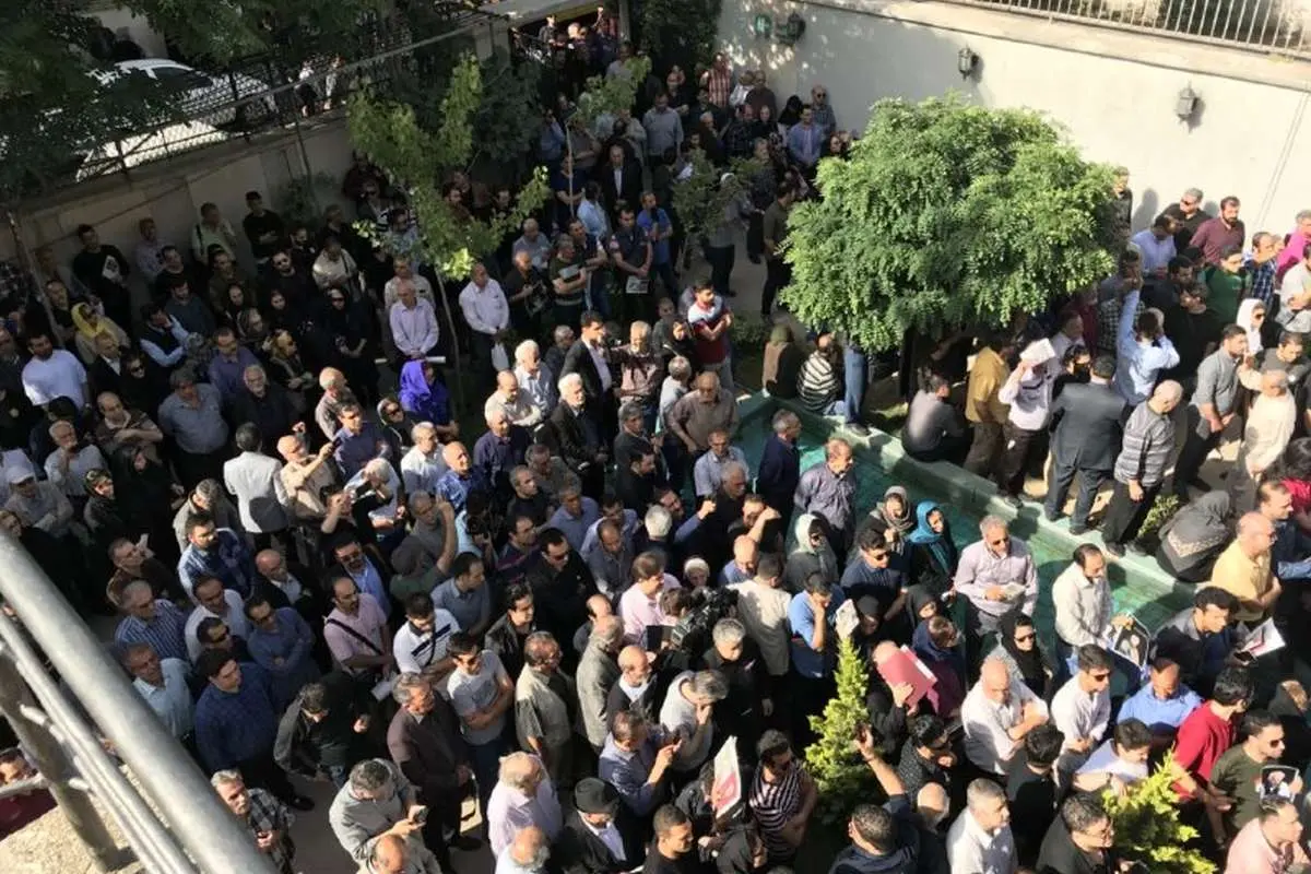 (تصاویر) تشییع پیکر "ناصر ملکمطیعی"