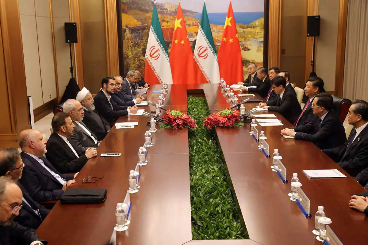 (تصاویر) دیدار روحانی با رییس جمهور چین
