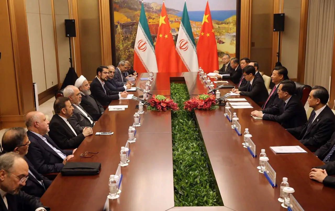 (تصاویر) دیدار روحانی با رییس جمهور چین