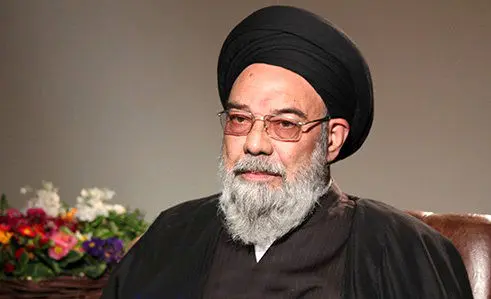 امام جمعه اصفهان: اگر فردی سه هفته نماز جمعه را ترک کند، باید خانه را روی سرش خراب کرد