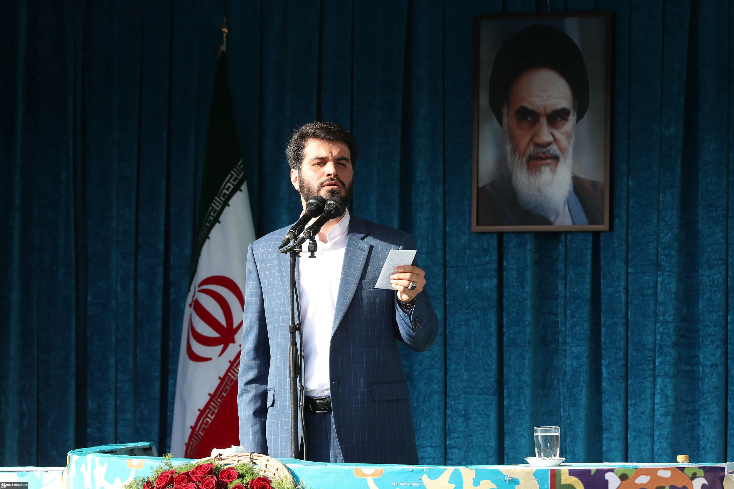 (تصاویر) اقامه نماز عید فطر به امامت رهبر انقلاب