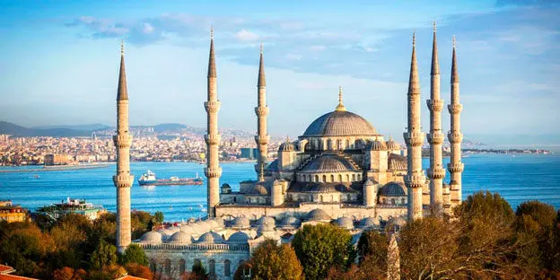 امسال تابستان به آنکارا سفر کنیم یا استانبول؟ کدامیک بهتر است؟
