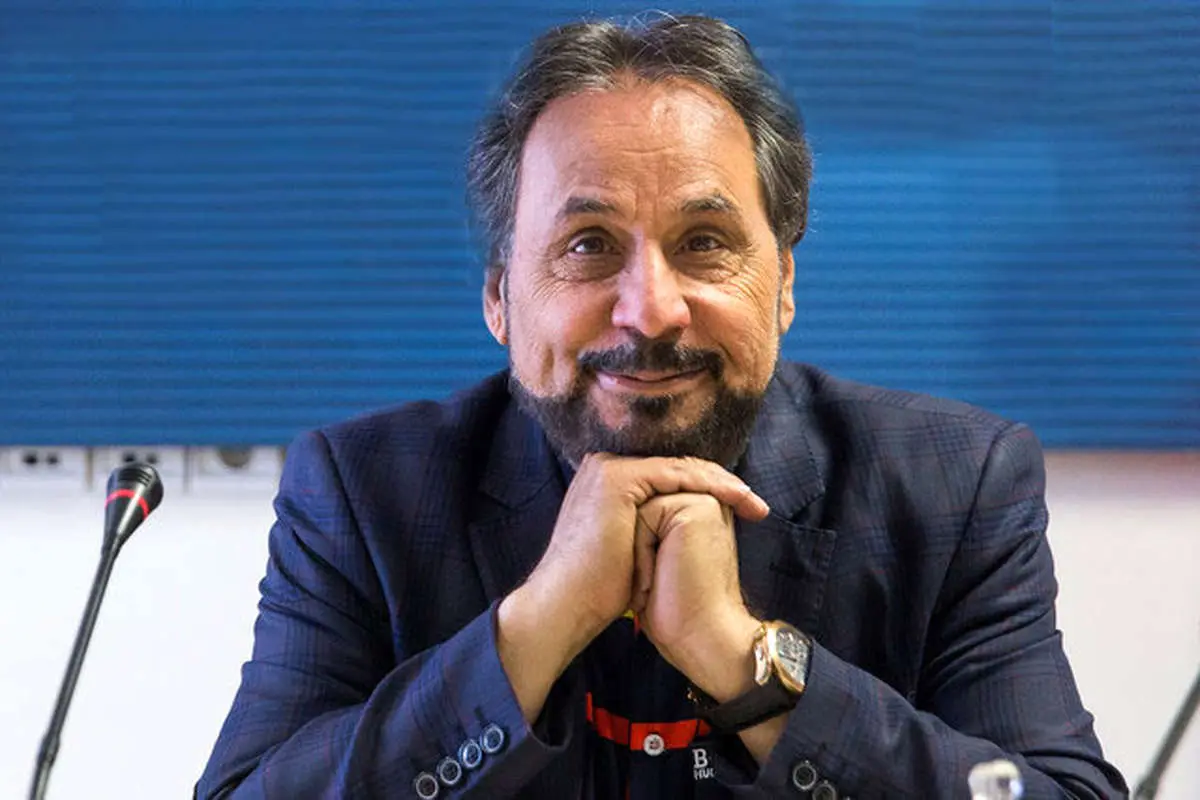 مجری مشهور زیر تیغ جراحی رفت