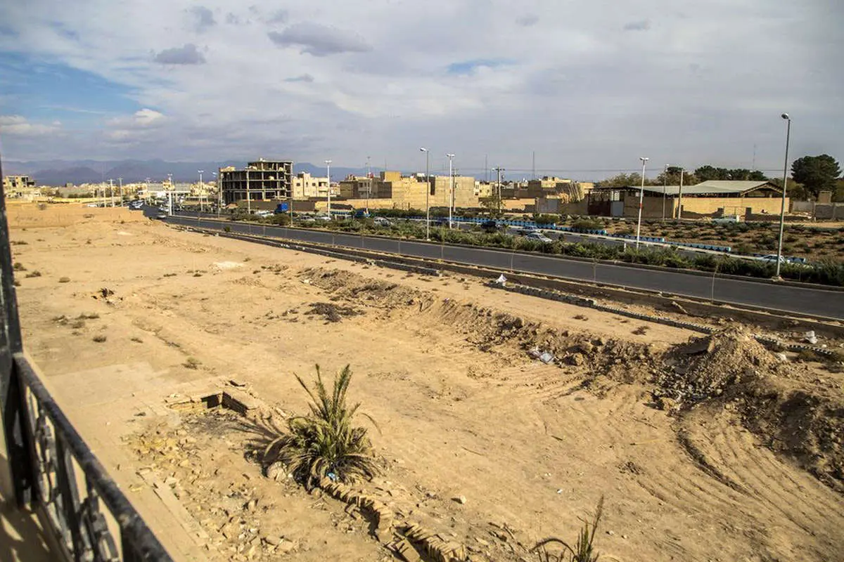(تصاویر) عمارت تاریخی یا پاتوق دزدان و سارقان!؟