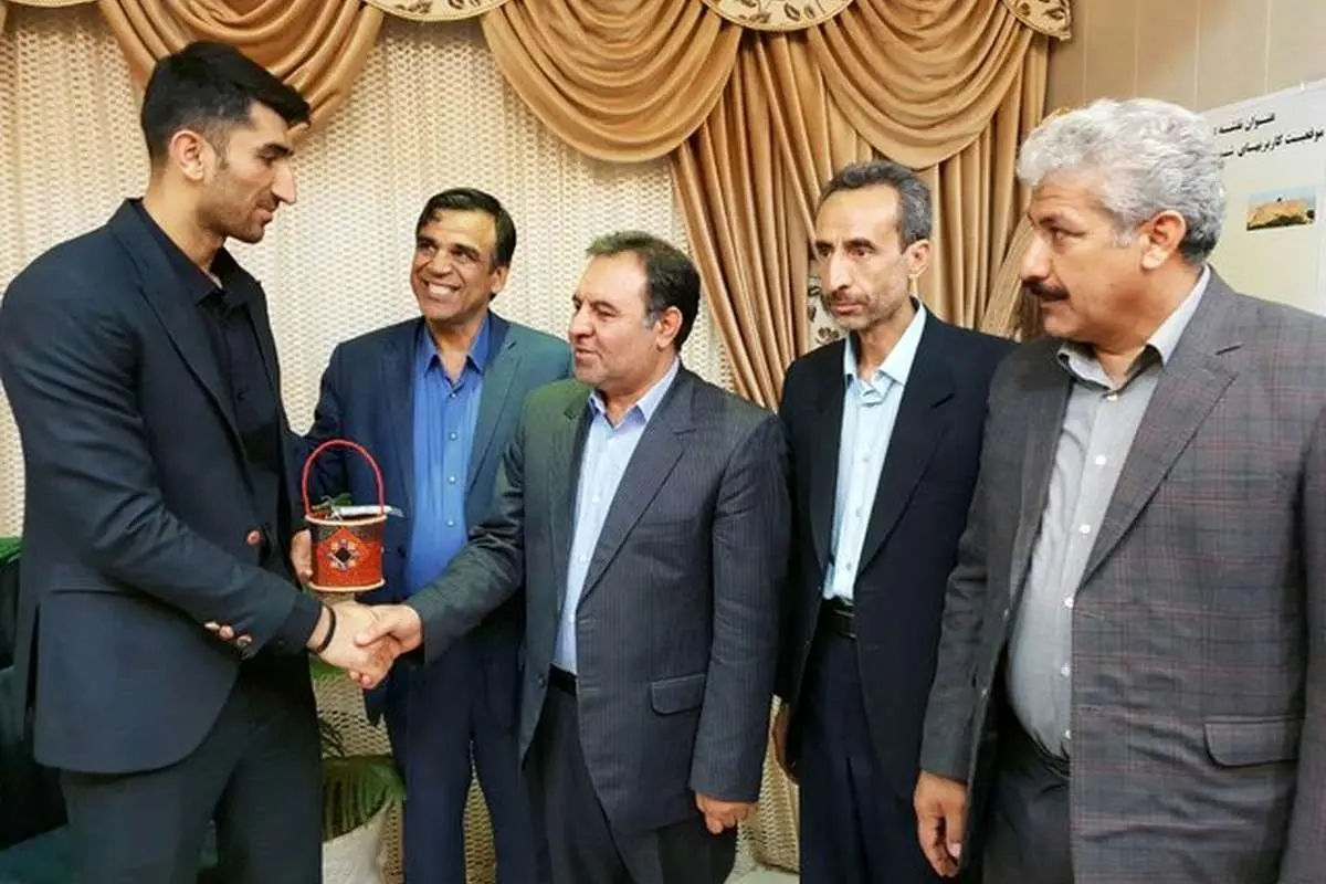 علت غیبت بیرانوند در مراسم تجلیل!