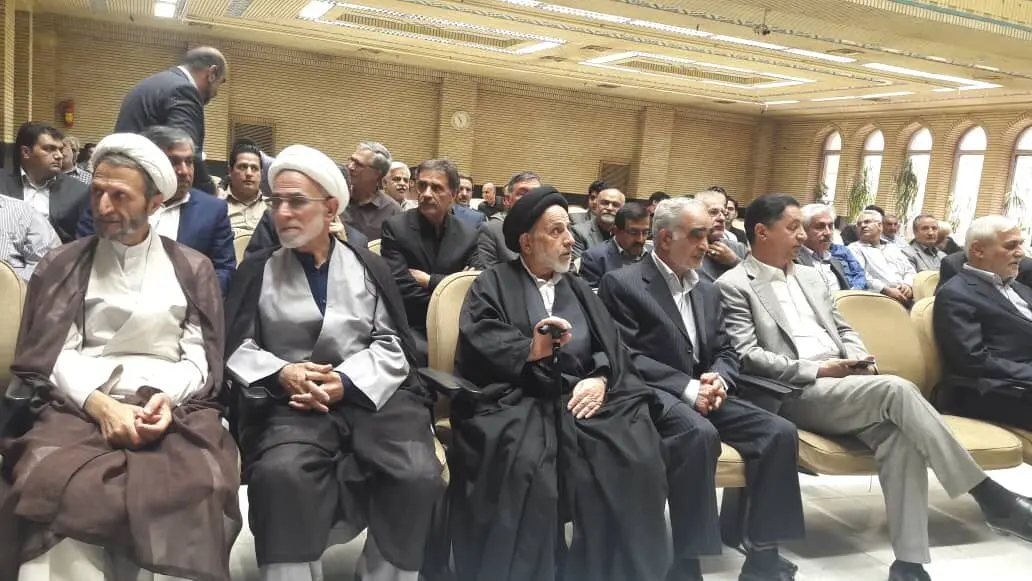 (تصاویر) مراسم ترحیم پدر تاج‌زاده برگزار شد