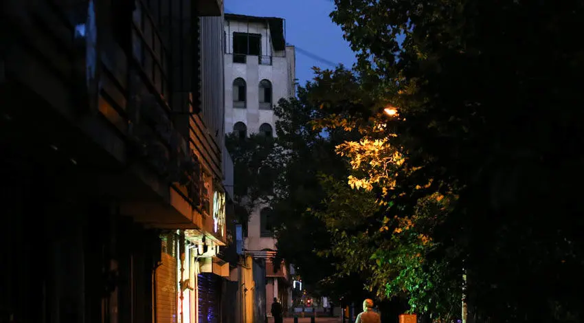 (تصاویر) خیایان‌های تهران در اولین روز تغییر ساعت اداری