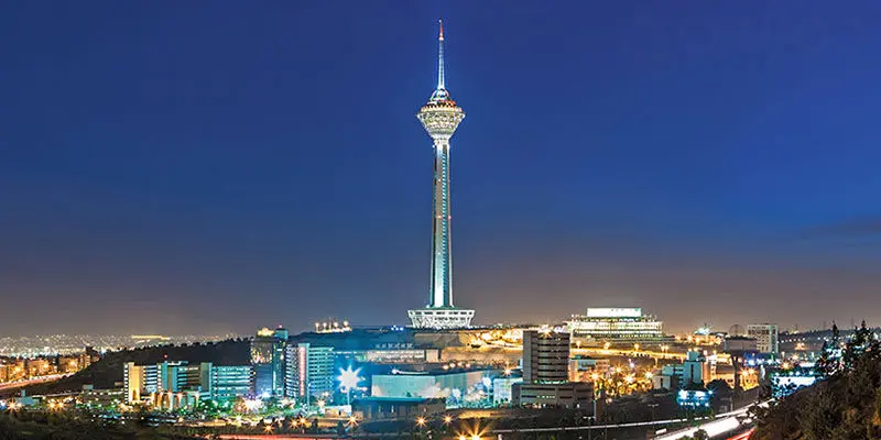 برج میلاد فردا تعطیل است