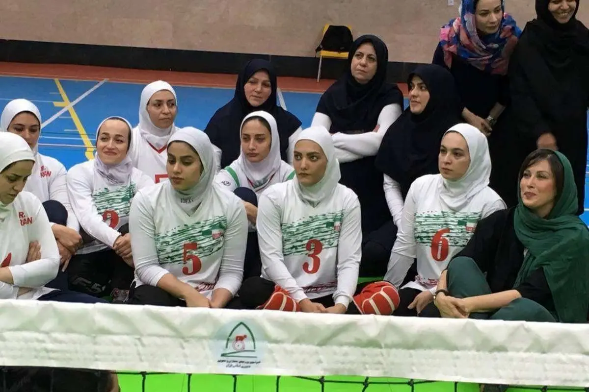 مهتاب کرامتی در اردوی تیم والیبال نشسته بانوان