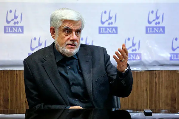 عارف: پخش بازجویی در رسانه ملی چه کمکی می‌کند؟