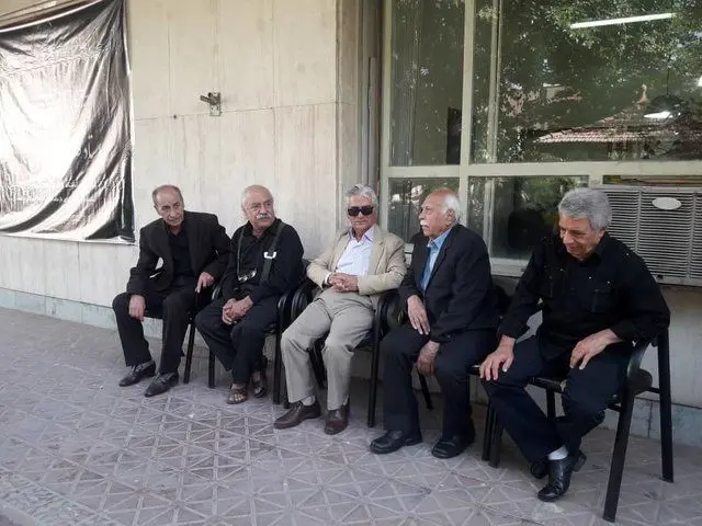 خداحافظ صدری!
