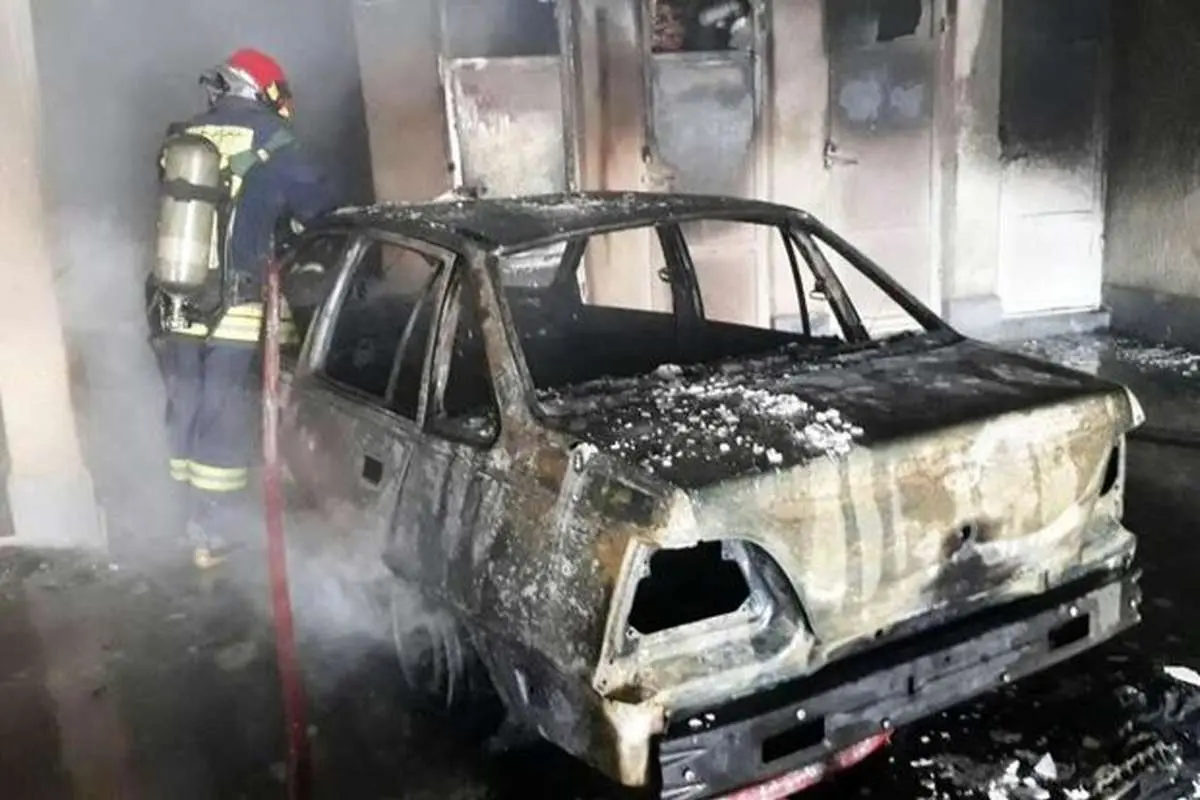 ۴ کشته در پی آتش سوزی خودرو در جاده اصفهان به تهران
