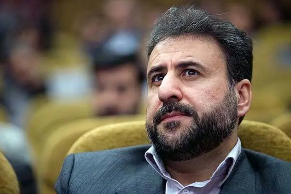 پايان 14 سال ریاست بروجردی بر کمیسیون امنیت ملی