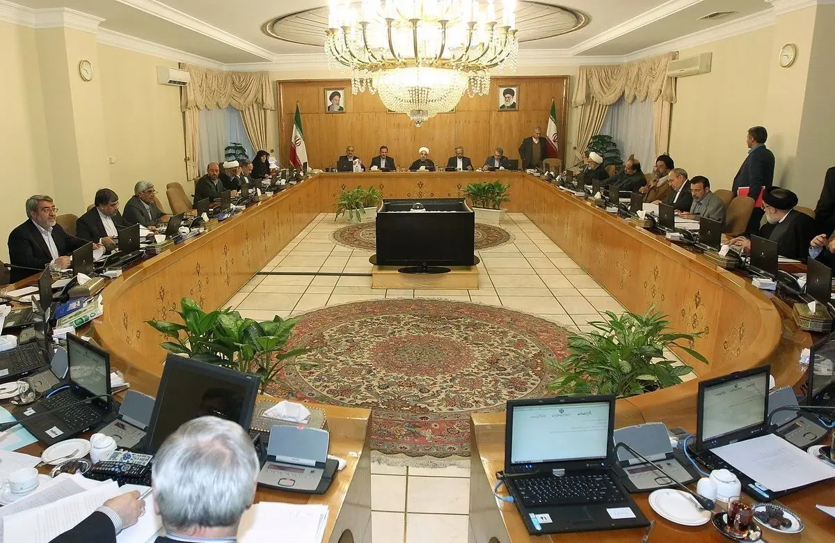 نامه روسای دو کمیسیون‌ مجلس به روحانی برای تغییر کابینه