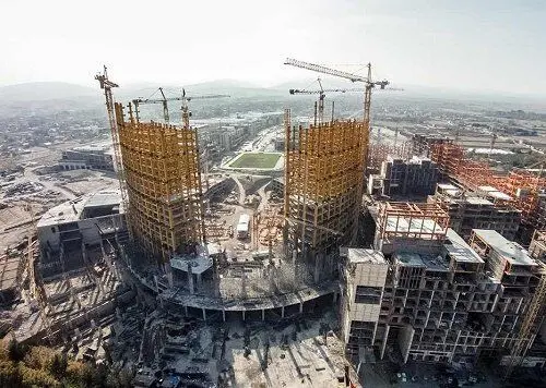 علت تجمع سهام‌داران پدیده مقابل استانداری چه بود؟