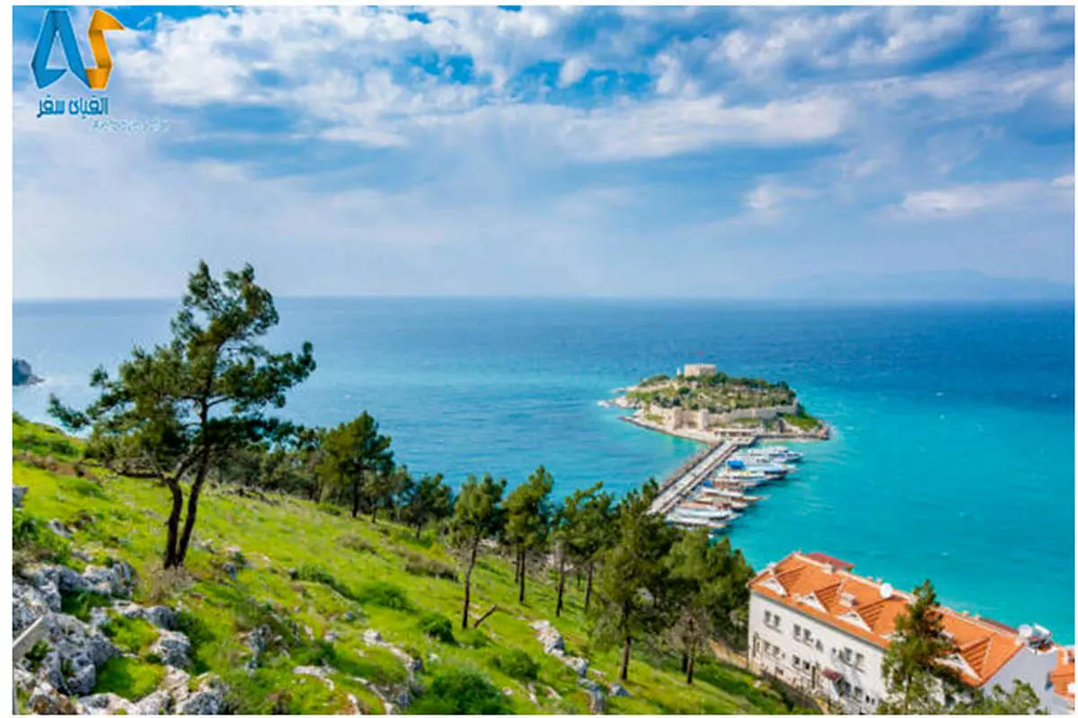 کوش آداسی شهر محبوب گردشگران