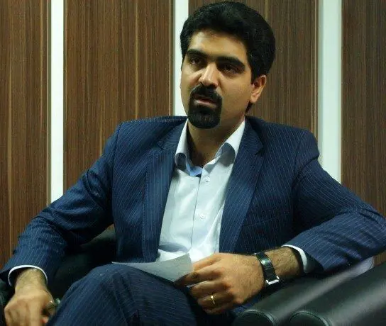 سپنتا نیکنام به شورای شهر بازمی‌گردد