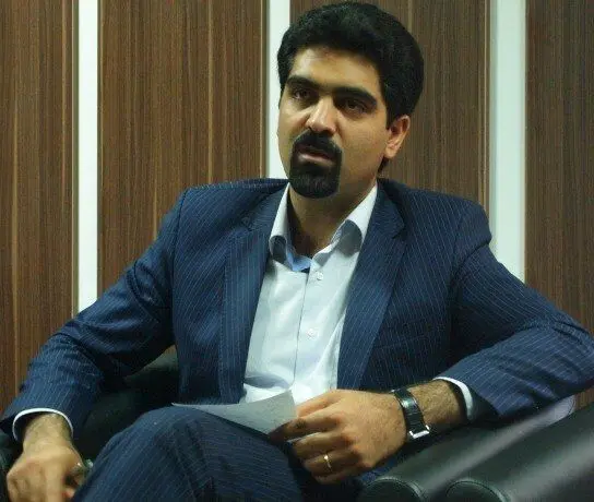 سپنتا نیکنام به شورای شهر بازمی‌گردد