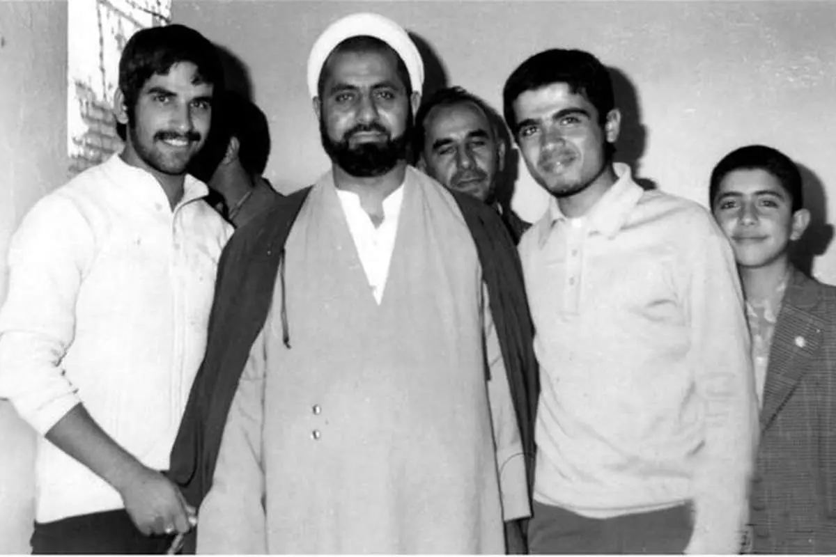 روزی که «کافی» به کاباره رفت!