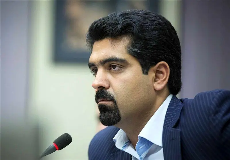 سپنتا نیکنام: مخالفان رأی مجمع را به رعایت قانون دعوت می‌کنم