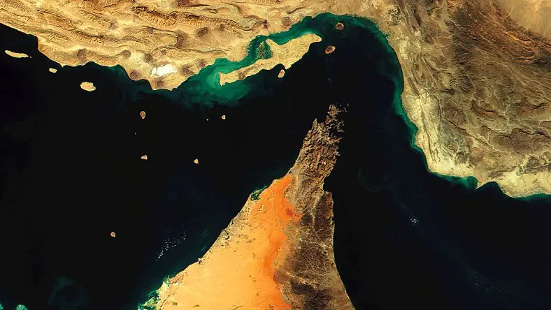 فرمانده آمریکایی: باز کردن تنگه هرمز وقت‌گیرتر از آن است که فکر می‌کنید
