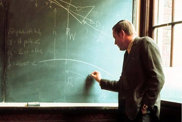 داستان موفقیت: از کارگاه بنّایی تا کلاس‌های ریاضیات دانشگاه