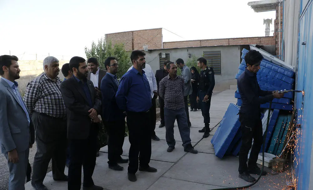 (تصاویر) پلمب انبارهای میلیاردی احتکارکنندگان در کرمان