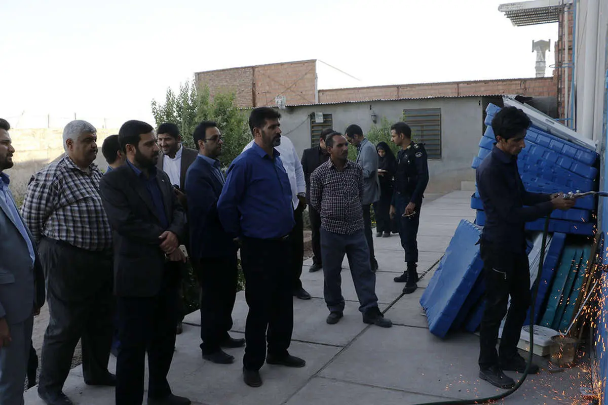 (تصاویر) پلمب انبارهای میلیاردی احتکارکنندگان در کرمان