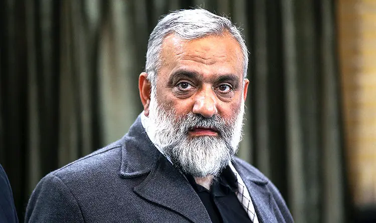 سردار نقدی: به روسپی‌هایی که حجاب برمی‌دارند می‌گویند مخالف حجاب اجباری!