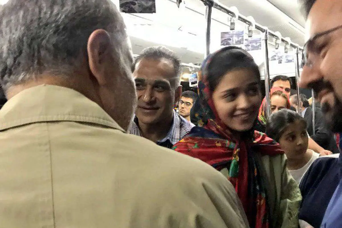 سردار سلمیانی در میان مسافران عادی هواپیما