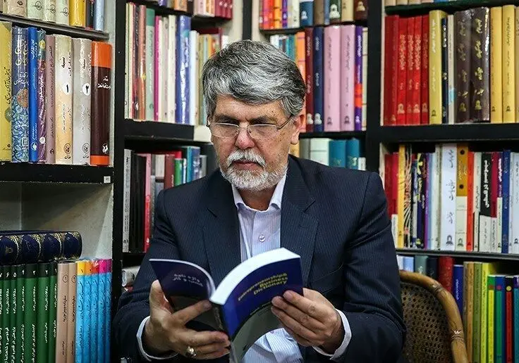 پسران و دختر وزیر ارشاد کجا هستند و چه شغلی دارند؟