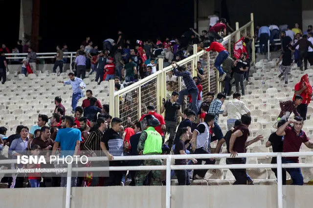 چه کسی مسئول نابسامانی ورزشگاه‌هاست؟