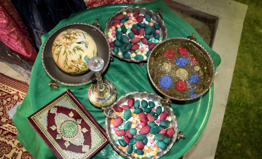 (تصاویر) جشن سنتی عروس و دامادهای بندری