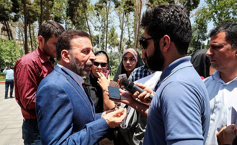 واعظی:‌ حساب علی لاریجانی را از مجلس جدا می‌دانیم