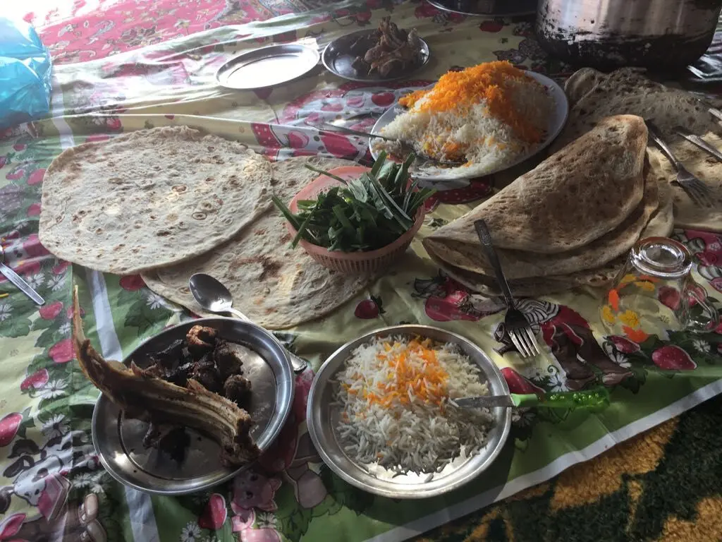 (تصاویر) سفیر آلمان تعطیلات خود را در بین عشایر بختیاری گذراند