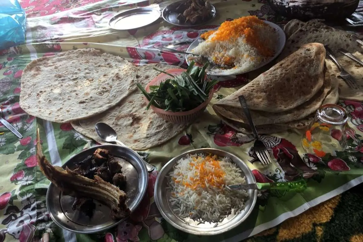 (تصاویر) سفیر آلمان تعطیلات خود را در بین عشایر بختیاری گذراند