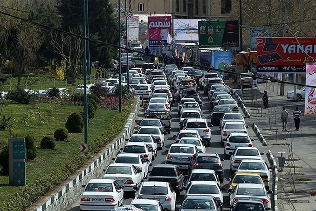 جاده چالوس پرترافیک است