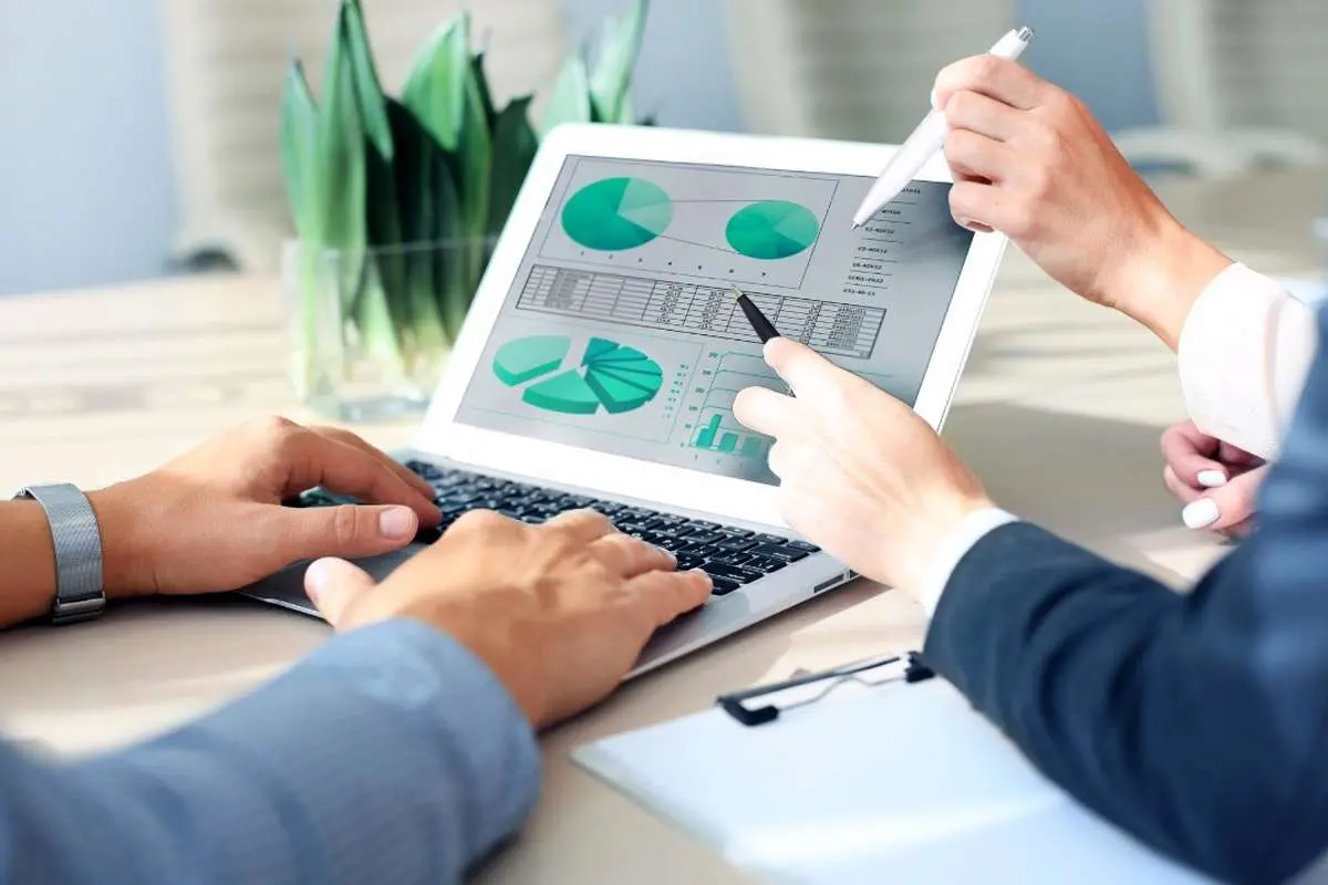 با 10 میلیون تومان کجا سرمایهگذاری کنم؟