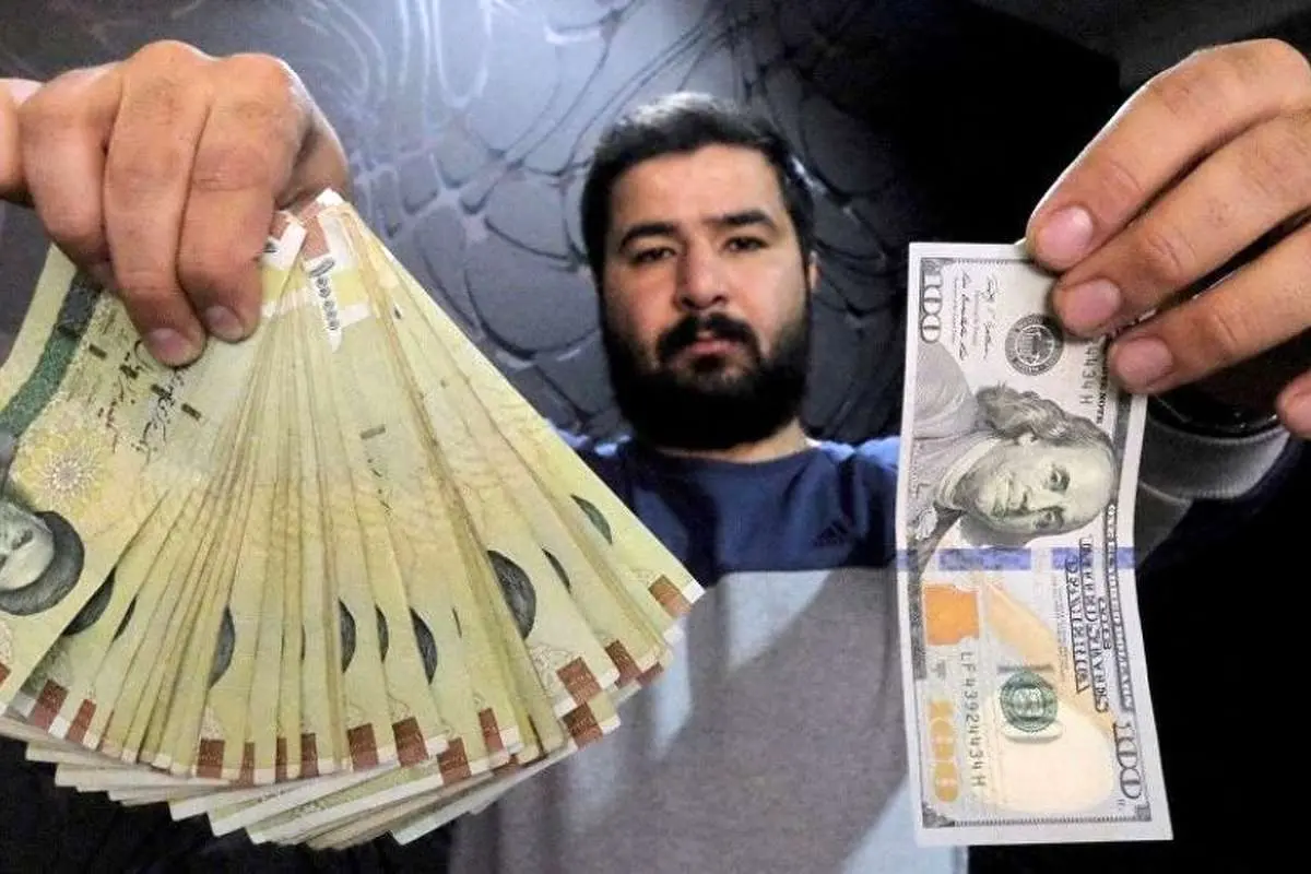 دلار نرخ تاریخی ۱۰ هزار تومان را ثبت کرد