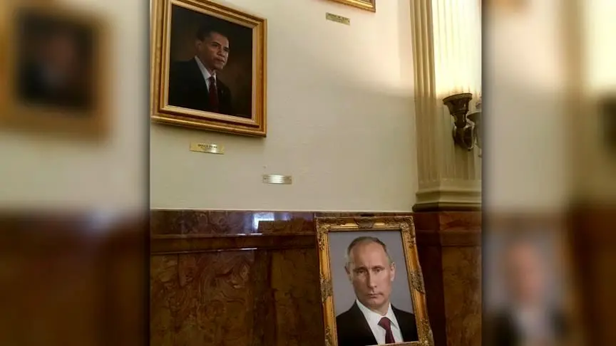 تصویر پوتین به جای عکس ترامپ در ساختمان دولتی آمریکا