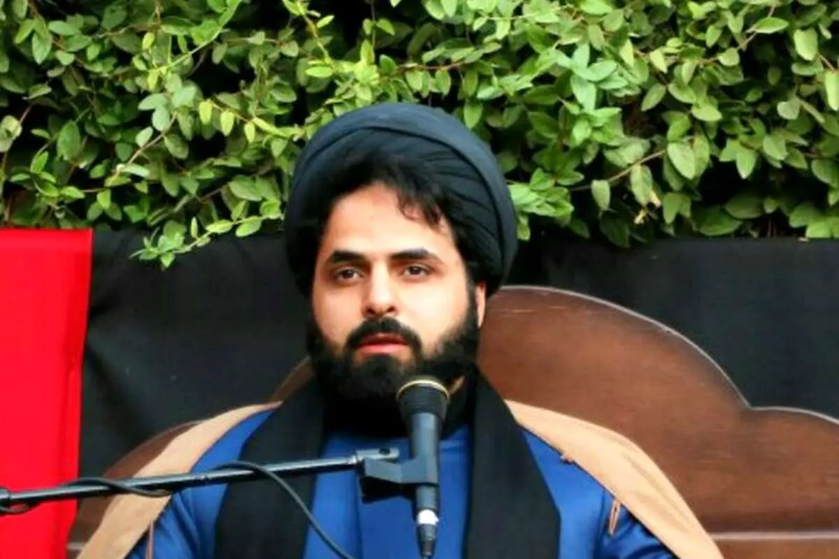 گفتگو با روحانی جنجالی