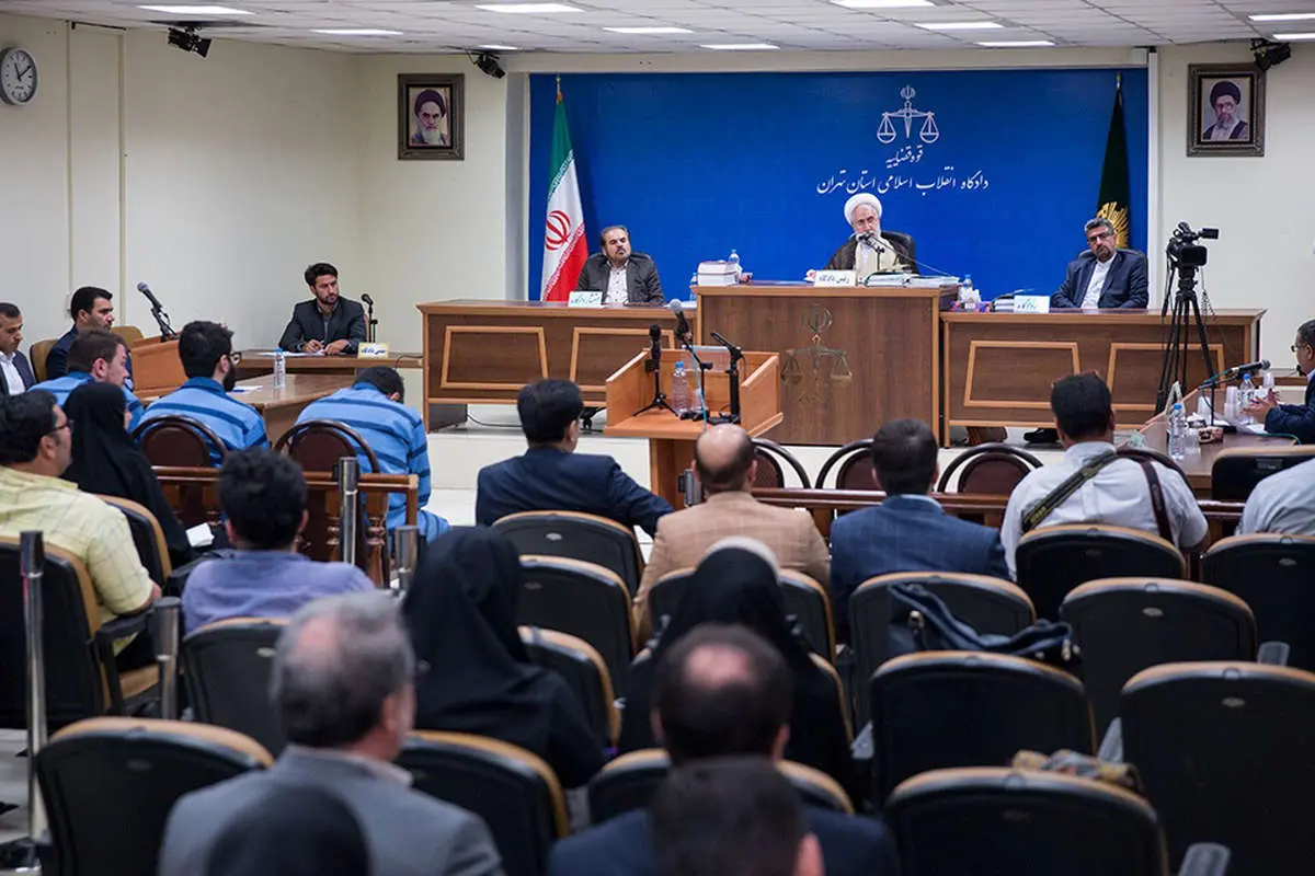 (تصاویر) دادگاه اخلالگران بازار ارز و سکه