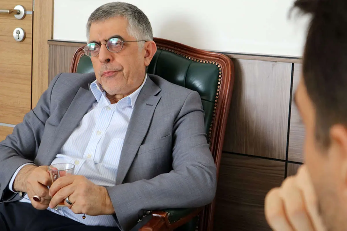 دبیرکل کارگزاران: از روحانی عبور نکردهایم