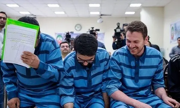 چرا مجرمان اقتصادی در دادگاه نخندند؟