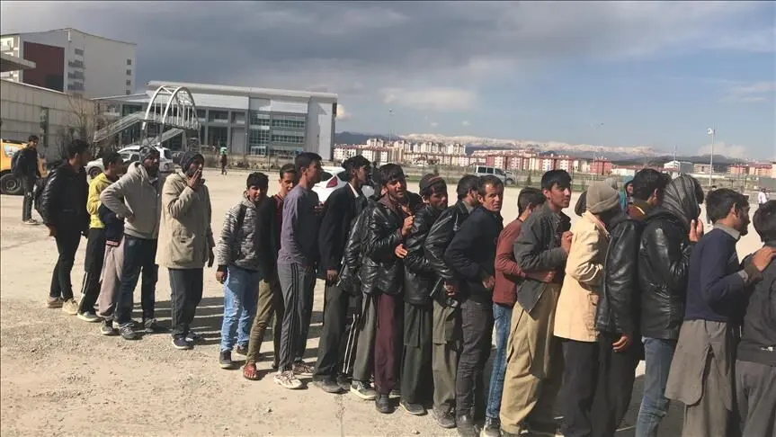 خروج کارگران افغان از کشور، چه تبعاتی دارد؟