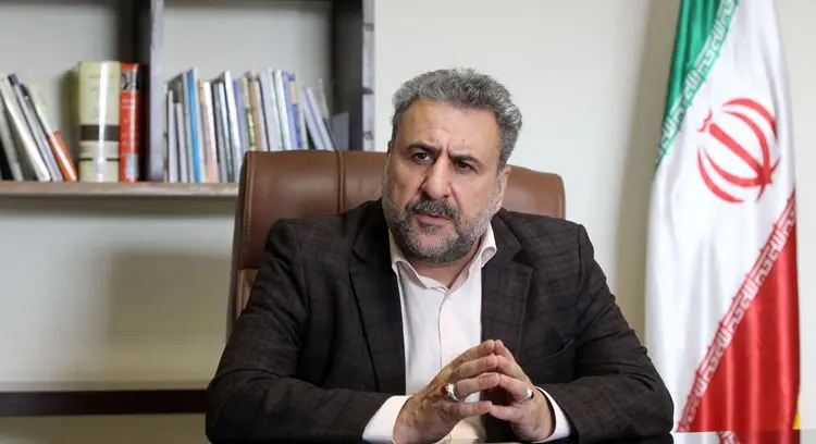فلاحت‌پیشه: برخی در مجلس می‌خواهند توپ را به دفتر رهبری بیاندازند