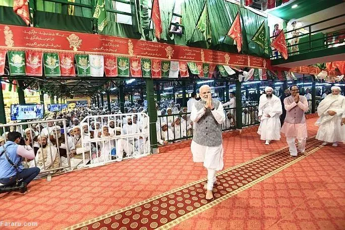 (تصاویر) نخست وزیر هند در مراسم عزاداری امام حسین (ع)