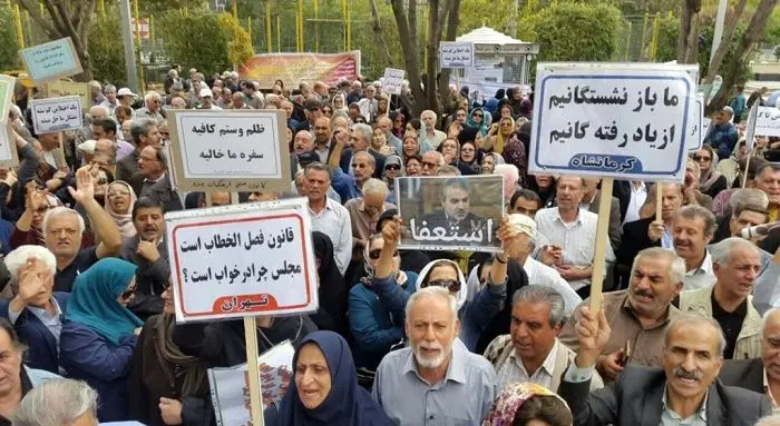 چرا بازنشسته نمی‌شوند: نگرانی از معیشت، قدرت طلبی، فساد اخلاقی و...؟!