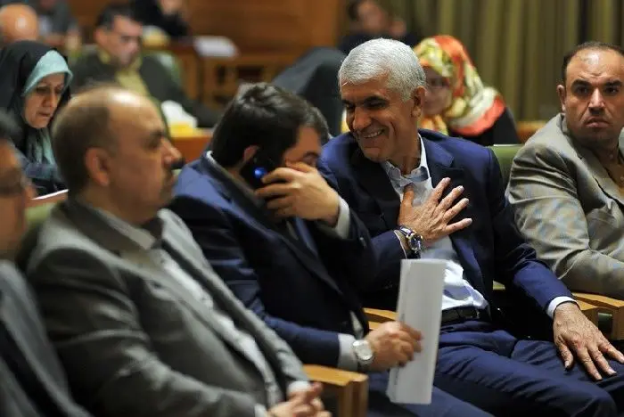 "شهردار تهران" رفتنی است یا نرفتنی؟!