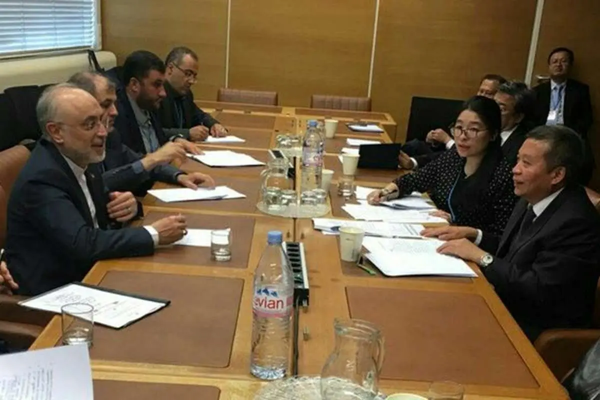 دیدار صالحی با همتای چینی خود